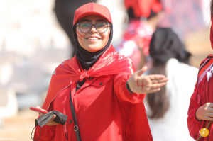 عکس|  اولین حضور دختران پرسپولیسی در ورزشگاه آزادی