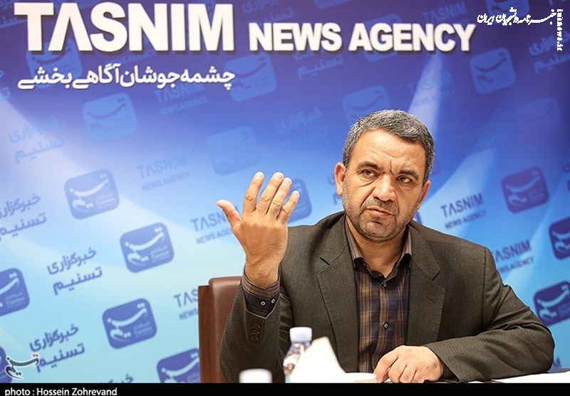 برای معلمان به دنبال بسته "منزلتی و معیشتی"  هستیم 