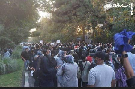  تجمع شهروندان در خیابان حجاب تهران