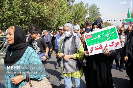 گلچین تصاویر راهپیمایی مردم تهران علیه آشوبگران