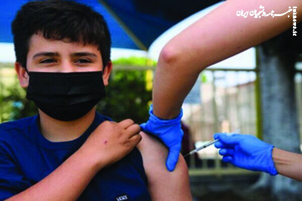 دو نوبت واکسن کرونا را تمامی دانش آموزان  تزریق کنند