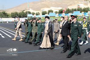 رهبر انقلاب اسلامی در مراسم مشترک دانش‌آموختگی دانشجویان دانشگاههای نیروهای مسلح