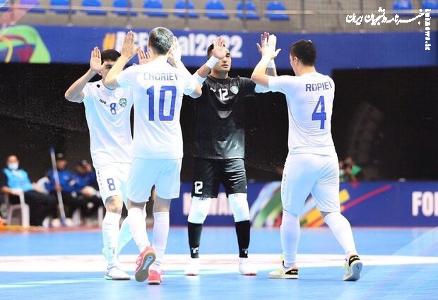 ازبکستان با شکست میزبان صعود کرد