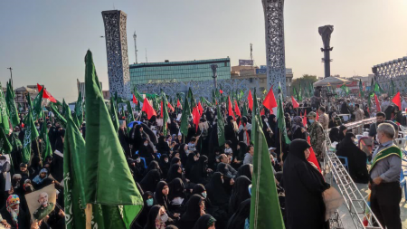 فیلم|  اجتماع مردمی بزرگداشت «حبیب حرم» در میدان امام حسین
