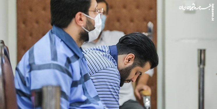 حاتمی: از من به عنوان ویترین نمایشگاه استفاده کردند