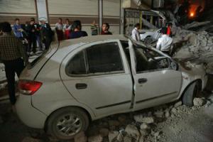 فرو ریختن بخشی از سازه متروپل آبادان