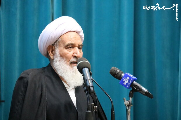 حادثه تروریستی شاهچراغ(ع) نشانه ضعف دشمنان است