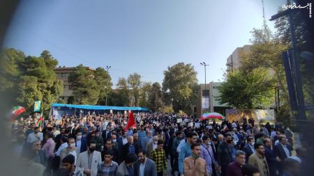 تصاویر| حضور گسترده دانشجویان و اساتید دانشگاه تهران در واکنش به وقایع اخیر