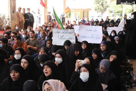 دانشجویان دانشگاه علوم پزشکی شیراز گفتگو را جایگزین خشونت کردند