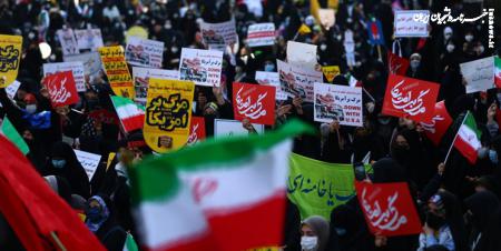 فیلم| تحریف آغاز خصومت آمریکا با ایران