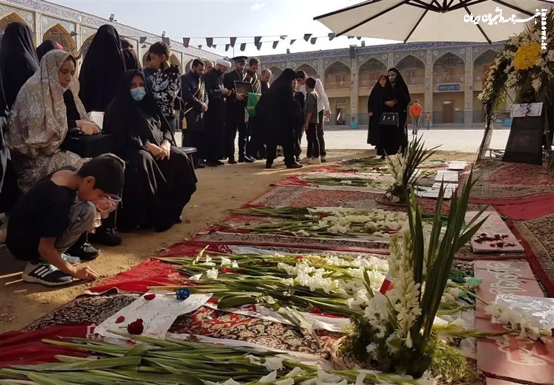 برگزاری مراسم گرامیداشت شهدای حمله تروریستی به شاهچراغ