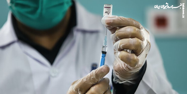 گروهی از زنان که واکسن آنفلوآنزا برایشان الزامیست