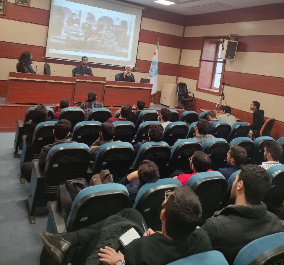 برگزاری نشست بررسی تفاوت‌های موجود میان نظام حکومتی جمهوری اسلامی و نظام لیبرال غربی