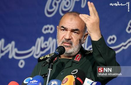  سرلشکر سلامی: اشتباهات صدر اسلام توسط ملت ایران تکرار نخواهد شد 