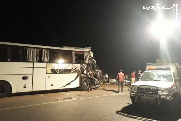 ۲ تصادف اتوبوس در اصفهان ۲ کشته و ۲ مصدوم داشت