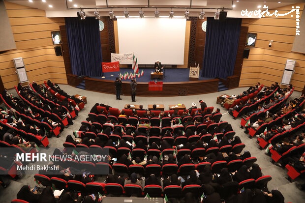 مراسم بزرگداشت روز دانشجو در دانشگاه قم برگزار شد