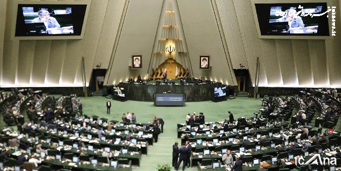 کارت زرد مجلس به وزیر صمت/ مجلس از توضیحات فاطمی امین برای علت گرانی خودرو قانع نشد