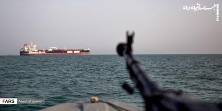 نفتکش حامل سوخت قاچاق در خلیح فارس توسط سپاه توقیف شد