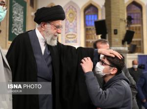 تصاویر دیدار خانواده‌های شهدای حادثه تروریستی حرم مطهر شاهچراغ (ع) با مقام معظم رهبری