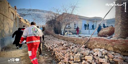 فیلم| صدمات شدید زلزله خوی در شهر فیرورق/ برخی منازل تخریب شدند
