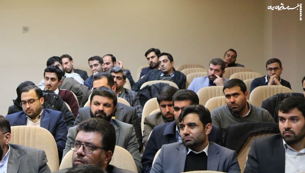گزارش تصویری| همایش «مدیر انقلابی، اقتصاد مقاومتی» برگزار شد