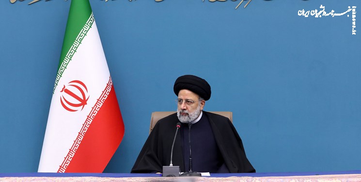 رئیس جمهور:  بهمن نماد و نمودی برای گم نشدن راه است