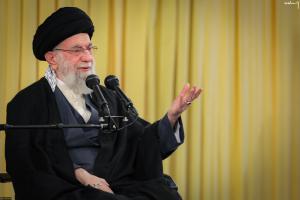عکس| مراسم جشن تکلیف دختران دانش‌آموز با حضور رهبر انقلاب