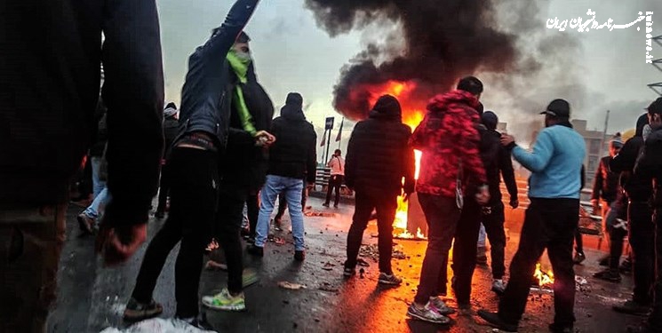 واکنش فعالان دانشجویی به عفو محکومان حوادث اخیر/ دانشجویان: عفو رهبری نشان دهنده اقتدار جمهوری اسلامی است 