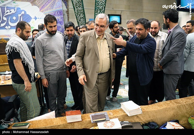 تصاویر| حضور عین‌اللهی در جمع معتکفین دانشگاه تهران