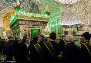 تصاویر| گلابشویی حرم حضرت شاهچراغ (ع) به مناسبت میلاد امیرالمونین (ع)