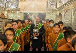 تصاویر| گلابشویی حرم حضرت شاهچراغ (ع) به مناسبت میلاد امیرالمونین (ع)