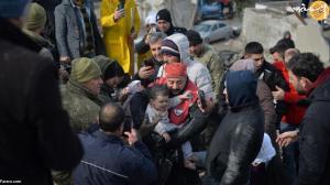 تصاویر |‌ لحظه دلهره آور نجات کودک ۱۵ ماهه در ترکیه که ۳۱ ساعت زیر آوار بود