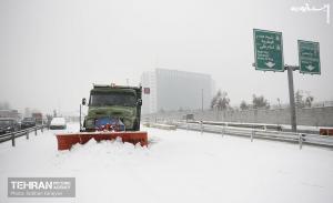 عکس| عملیات ویژه در روز برفی پایتخت