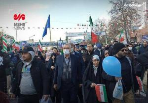 عکس| همه چهره‌های مطرحی که در راهپیمایی ۲۲ بهمن حضور داشتند | از حضور فرزندان رهبر انقلاب تا خانواده مسئولان