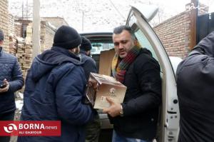 حضور ورزشکاران میان زلزله‌زدگان خوی +عکس