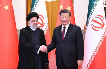 چین در قامت مهمترین شریک استراتژیک ایران/ تاملی در روابط ایران و چین