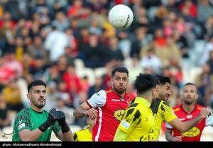 تصاویر| دیدار تیم‌های پرسپولیس و نفت مسجدسلیمان