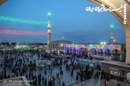 فیلم| نورافشانی مسجد مقدس جمکران در شب نیمه شعبان