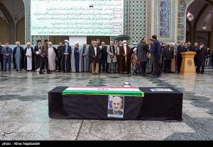 تصاویر| تشییع پیکر مرحوم غفوری‌فرد در حرم امام رضا(ع)