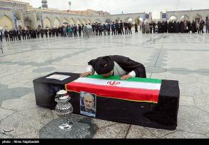 تصاویر| تشییع پیکر مرحوم غفوری‌فرد در حرم امام رضا(ع)