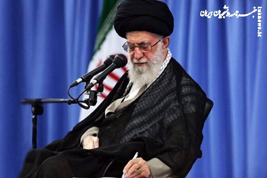 عکس | دست‌خط پیام رهبر انقلاب خطاب به ملت‌های اسپانیولی زبان 