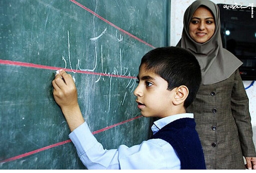 ۳ گام آموزش و پرورش برای رسیدگی به اعتراضات رتبه‌بندی معلمان/ خودارزیابی معلمان ملاک ارزیابی نبود
