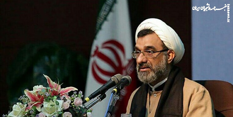 واکنش دبیر شورای عالی انقلاب فرهنگی به تحریمش توسط اتحادیه اروپا