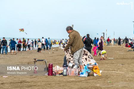 وضعیت حجاب در ساحل فرح آباد! +عکس