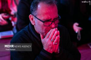 عکس| حضور رئیس جمهور در مراسم احیای شب نوزدهم ماه رمضان در امامزاده صالح(ع) تهران 