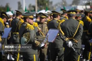 عکس| مراسم رژه روز ارتش با حضور رئیس جمهور