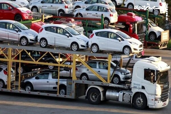 واردات خودروهای کارکرده تا یک ماه آینده اجرا می‌شود