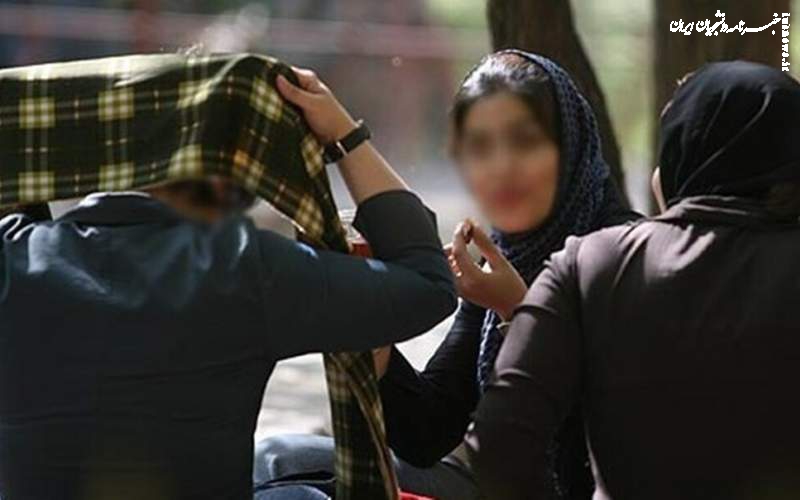 کاسبان بی‌حجابی همان قاتلان معیشت مردمند