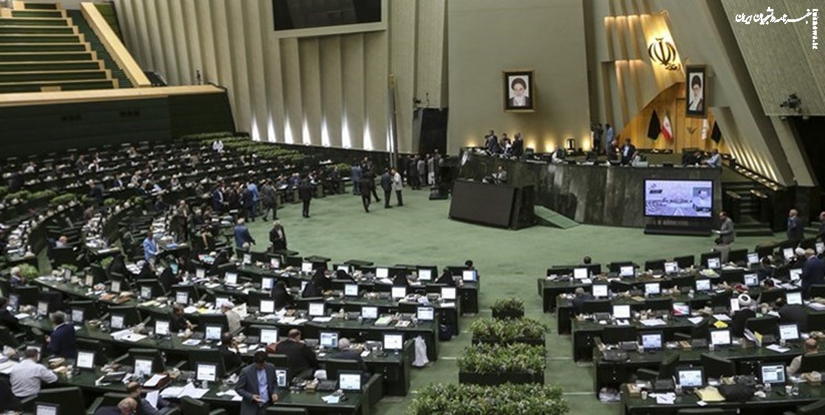 دولت تمام قد از وزیر صمت دفاع کرد