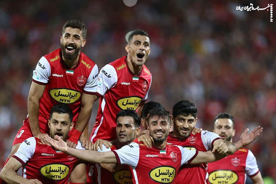 بازی پرسپولیس-پیکان در ورزشگاه آزادی